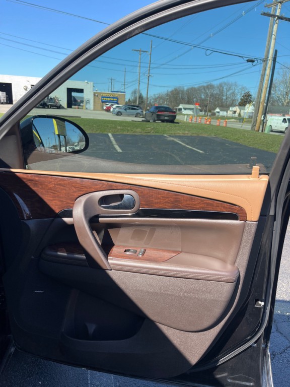 2017 Buick Enclave Image 21