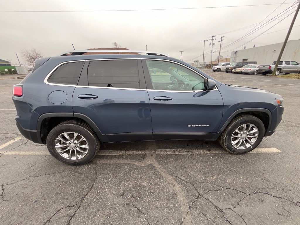 2019 Jeep Cherokee Image 5