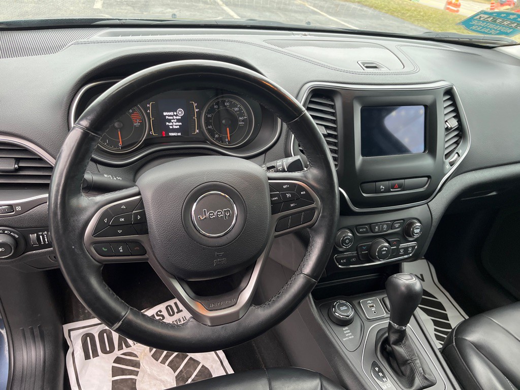 2019 Jeep Cherokee Image 10