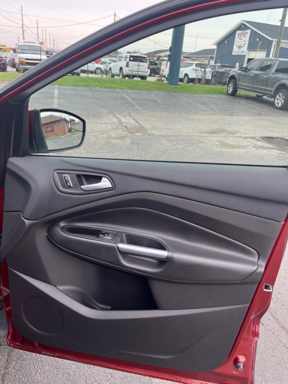 2016 Ford Escape Image 17