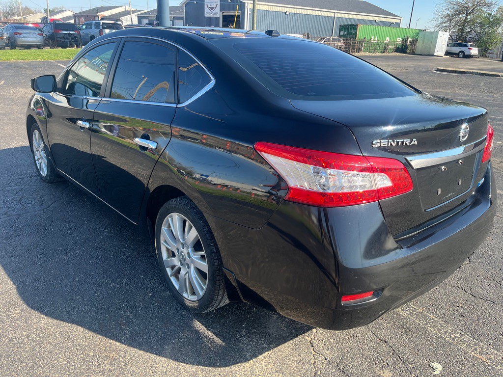 2013 Nissan Sentra Image 3