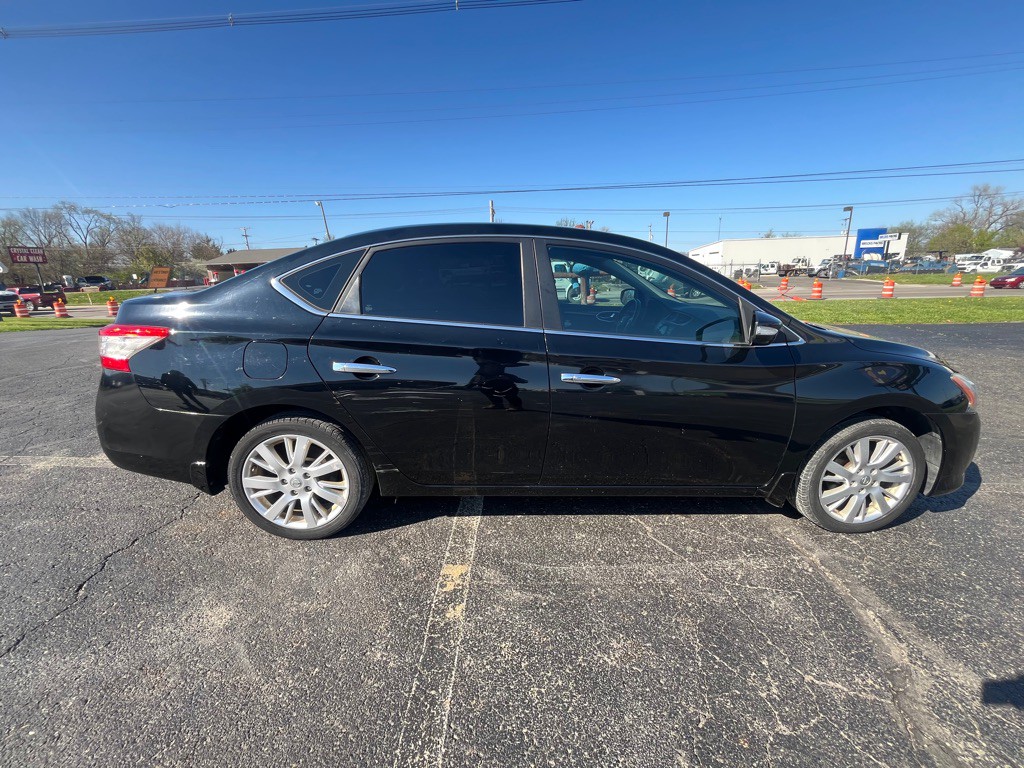 2013 Nissan Sentra Image 7