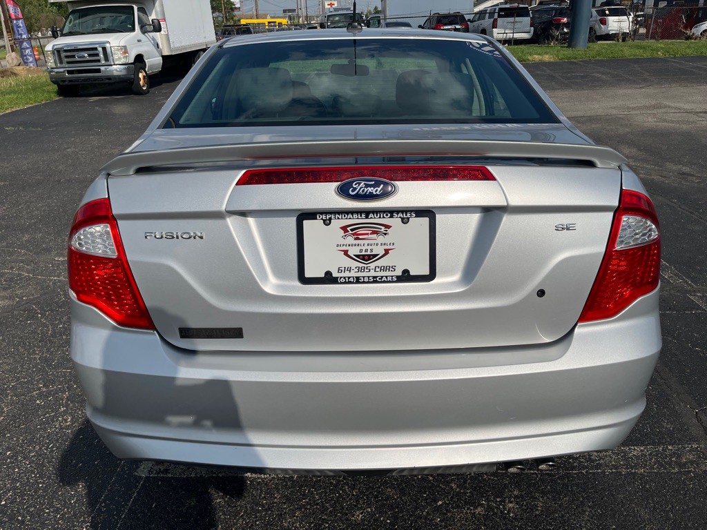 2011 Ford Fusion Image 4