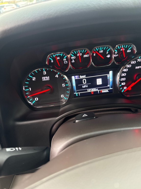 2017 Chevrolet Tahoe Image 4