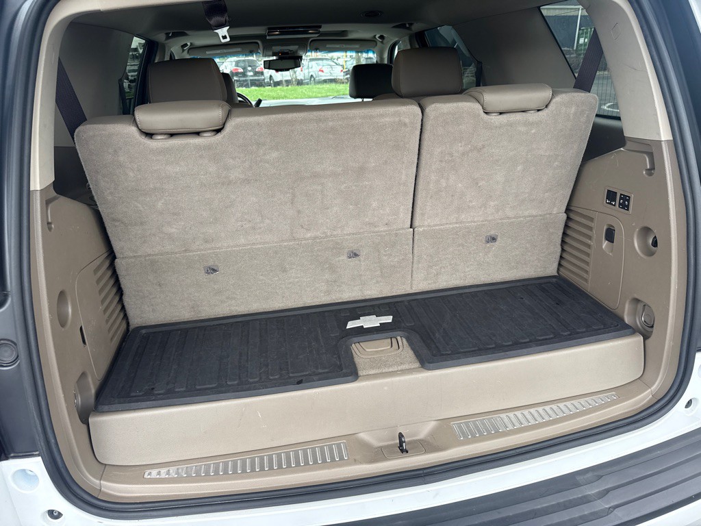 2017 Chevrolet Tahoe Image 8