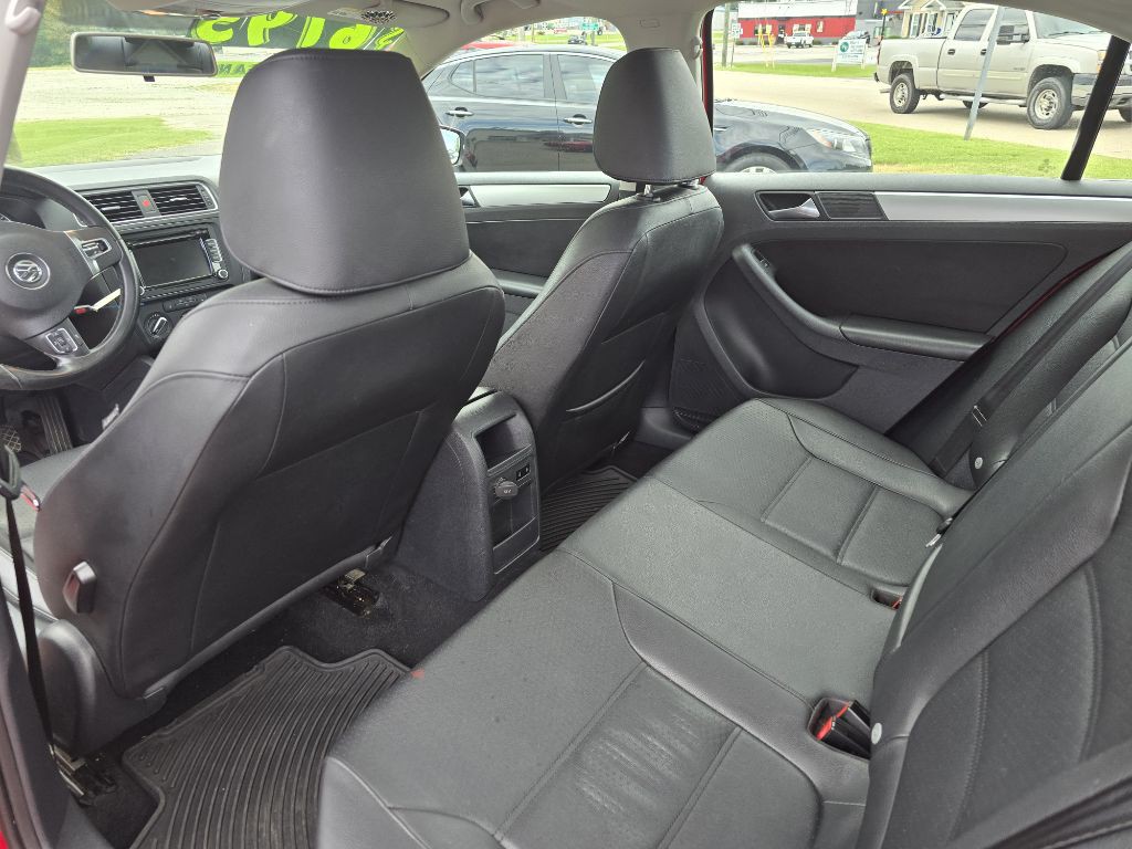 2013 Volkswagen Jetta Image 8