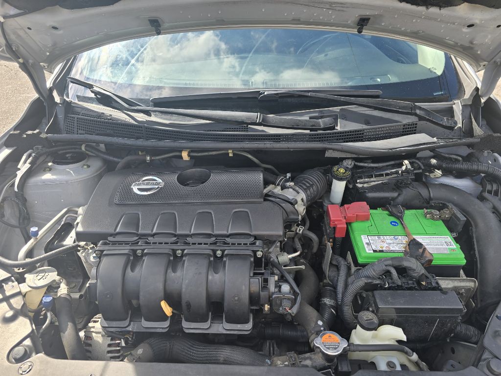 2015 Nissan Sentra Image 9