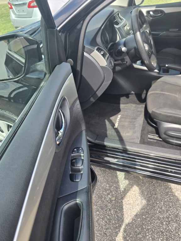 2018 Nissan Sentra Image 8