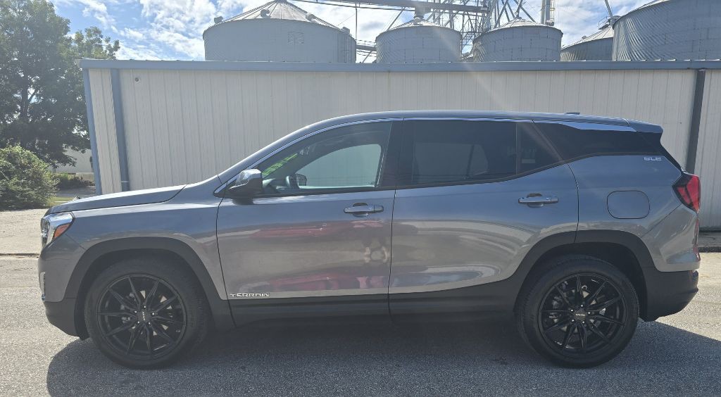 2018 GMC Terrain Image 1