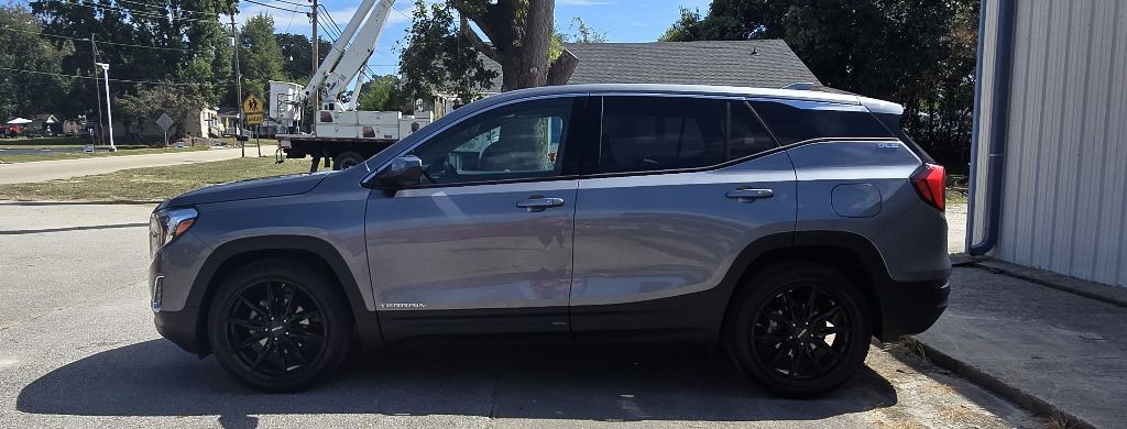 2018 GMC Terrain Image 4