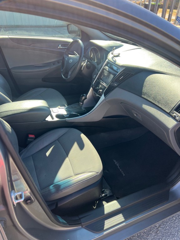2013 Hyundai Sonata Image 10