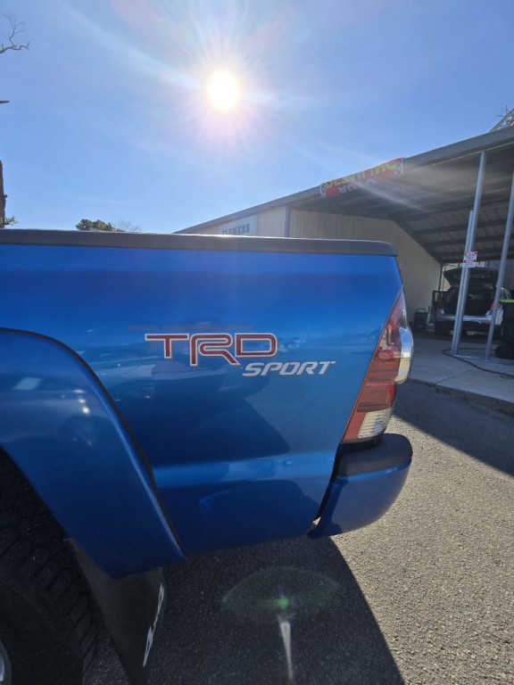 2011 Toyota Tacoma Image 4