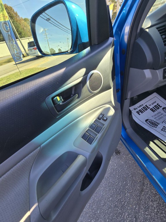 2011 Toyota Tacoma Image 14