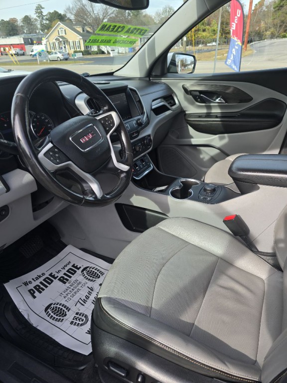 2020 GMC Terrain Image 6
