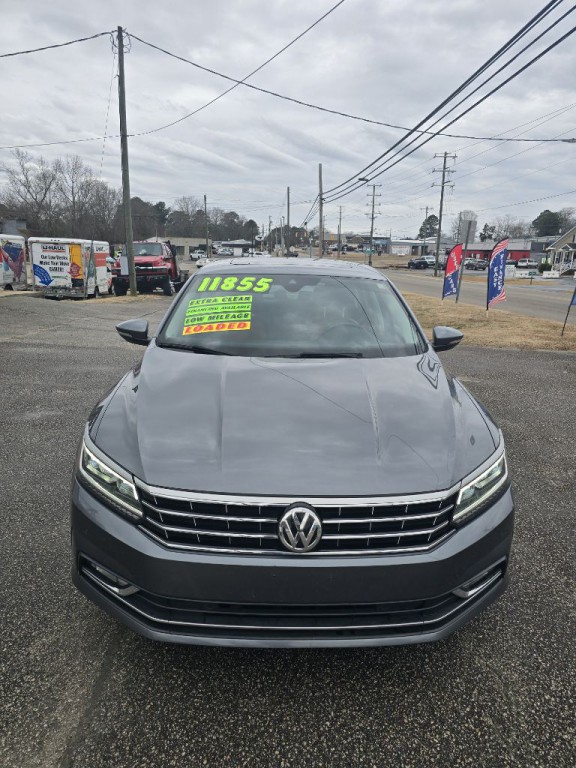 2018 Volkswagen Passat Image 3