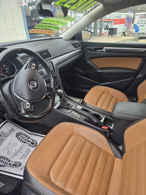 2018 Volkswagen Passat Image 7