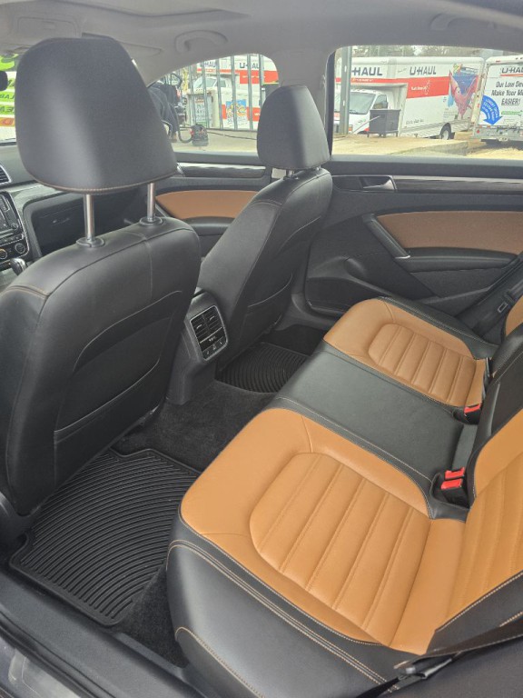 2018 Volkswagen Passat Image 13