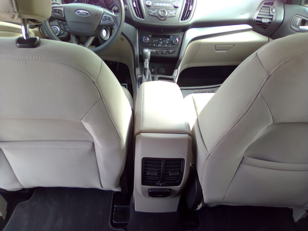 2017 Ford Escape Image 10
