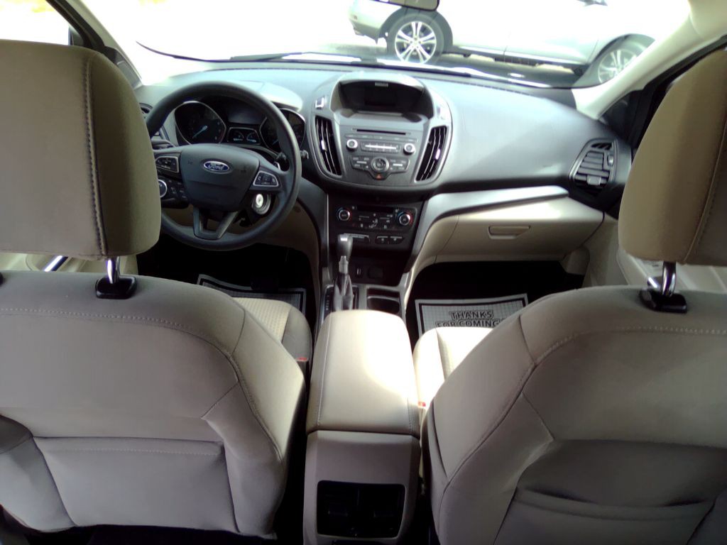 2017 Ford Escape Image 11