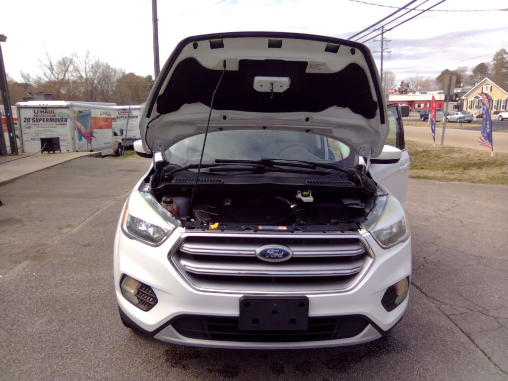 2017 Ford Escape Image 16