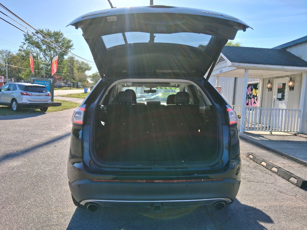 2016 Ford Edge Image 10