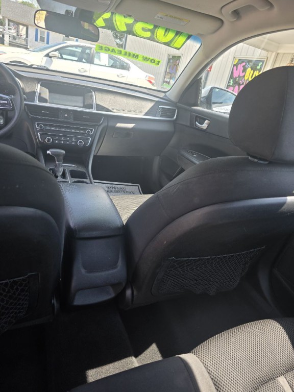 2020 Kia Optima Image 7