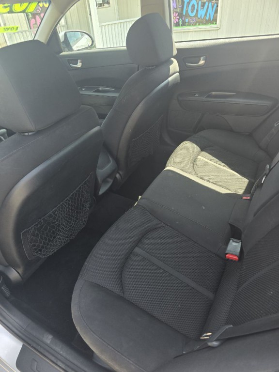 2020 Kia Optima Image 9