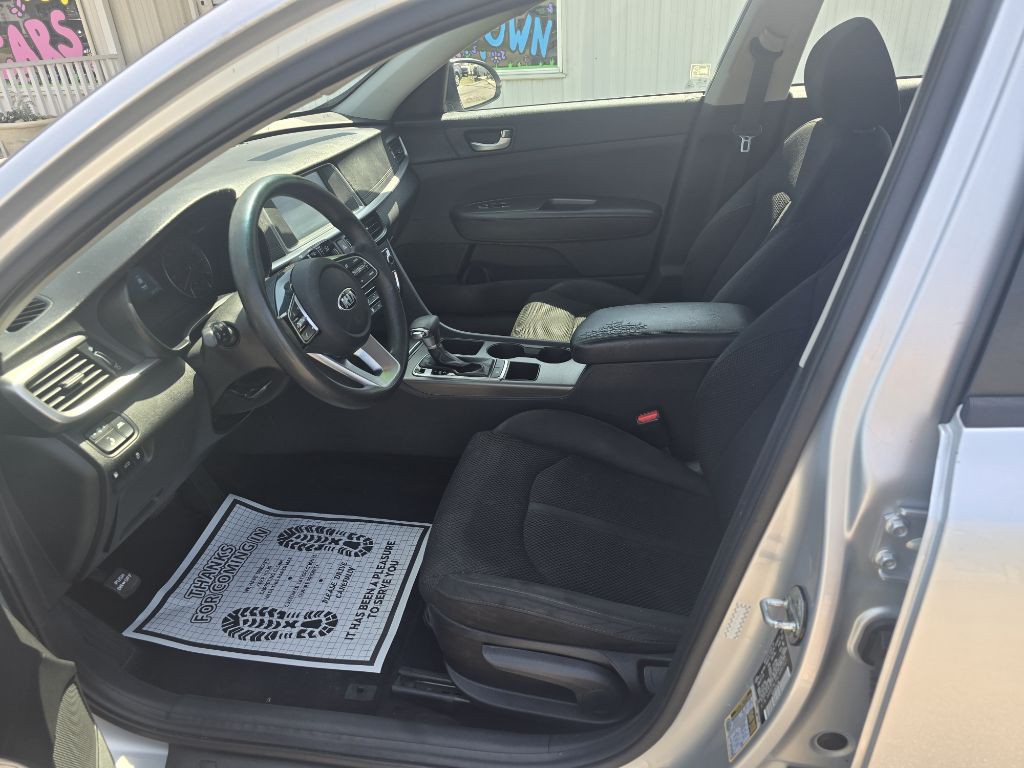 2020 Kia Optima Image 10