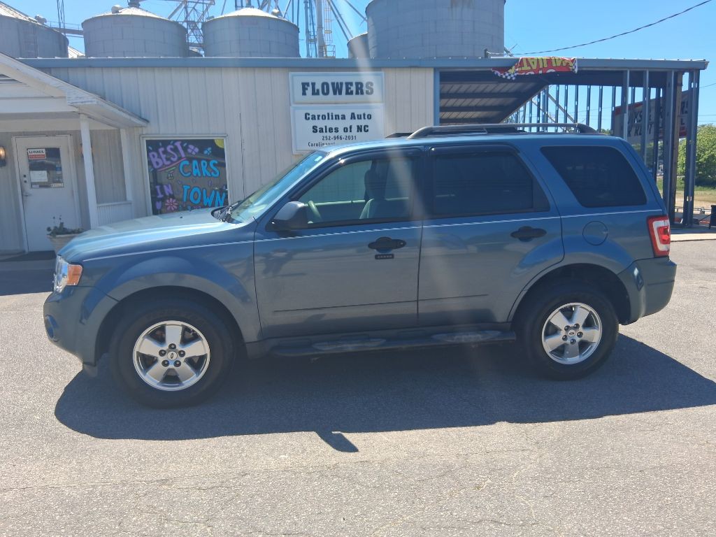 2011 Ford Escape Image 2