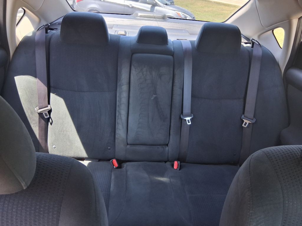 2015 Nissan Altima Image 10