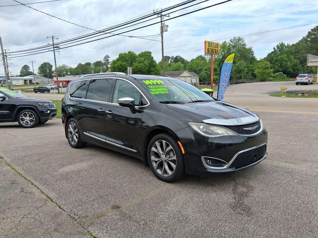 2019 Chrysler Pacifica Image 4