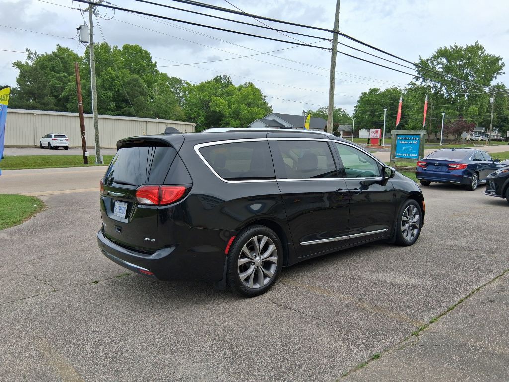 2019 Chrysler Pacifica Image 5