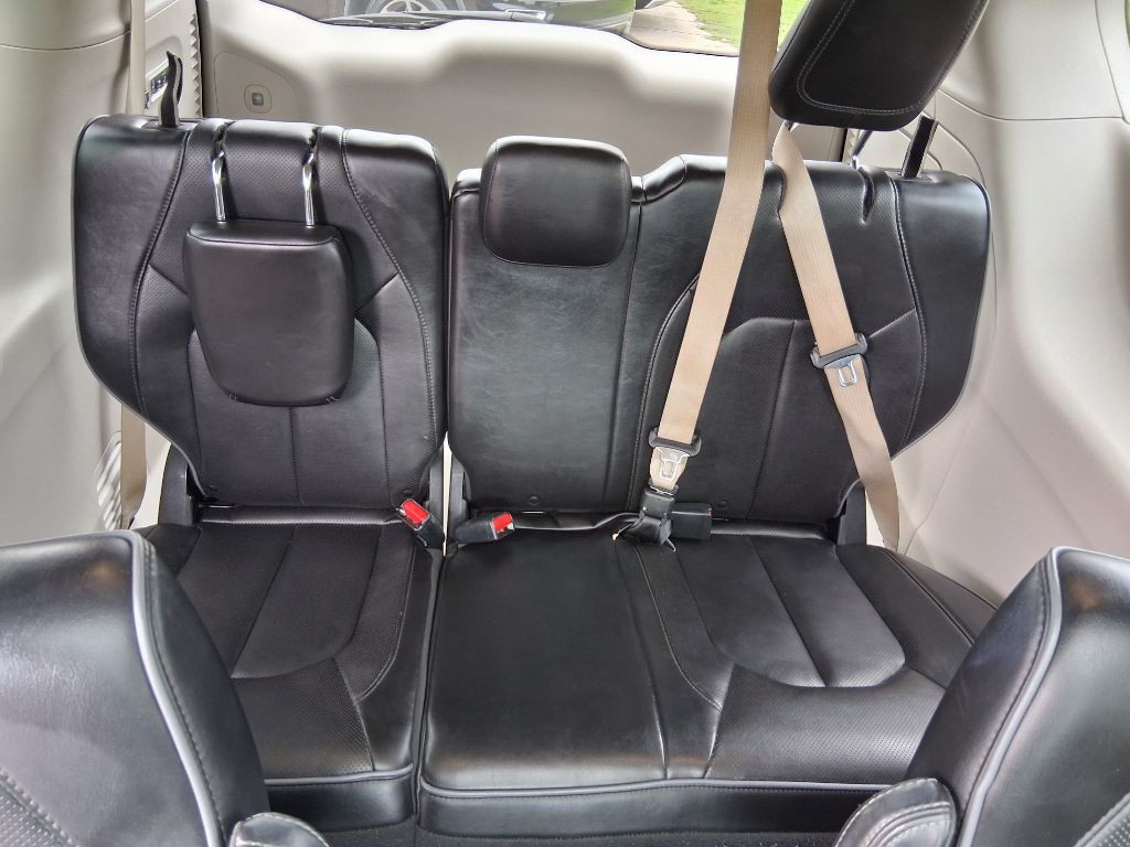 2019 Chrysler Pacifica Image 12