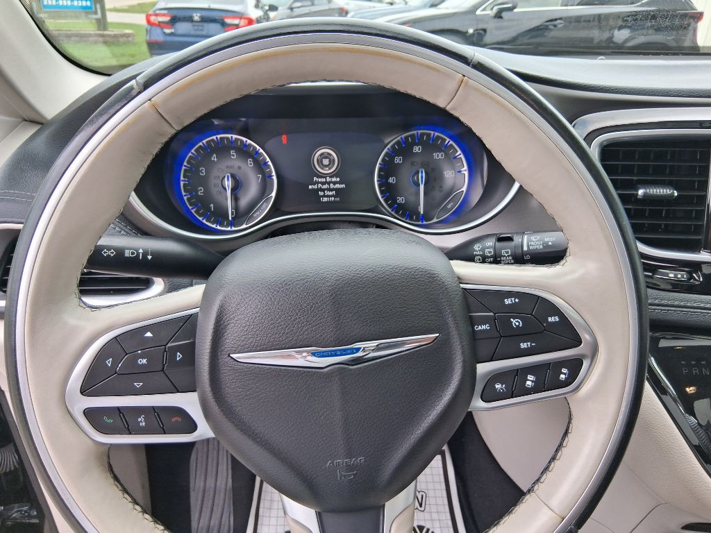 2019 Chrysler Pacifica Image 18