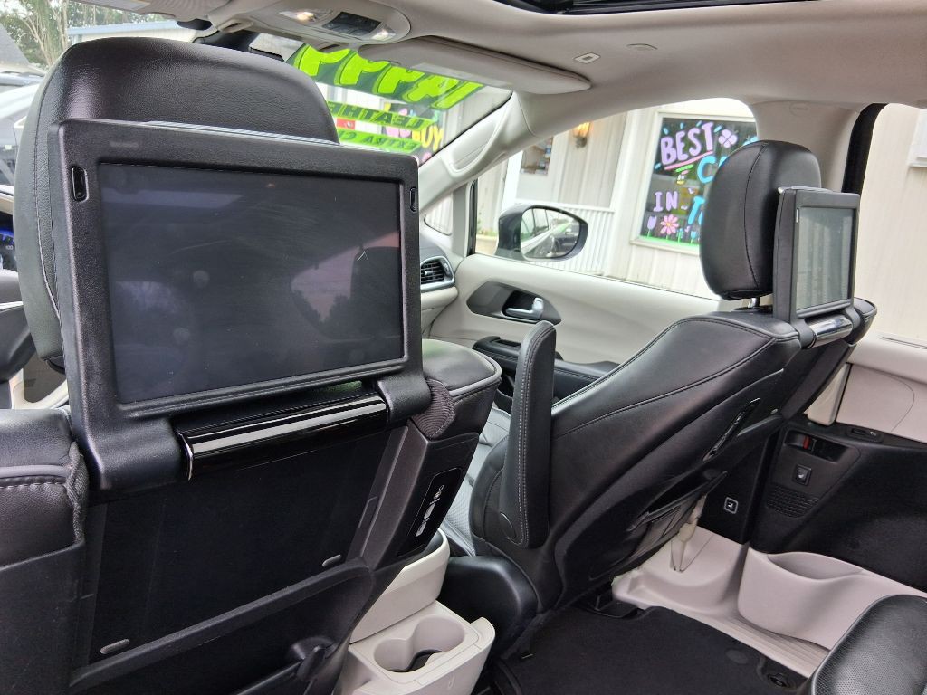 2019 Chrysler Pacifica Image 21