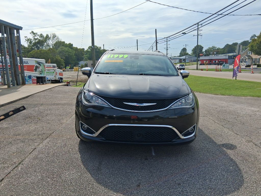 2017 Chrysler Pacifica Image 15