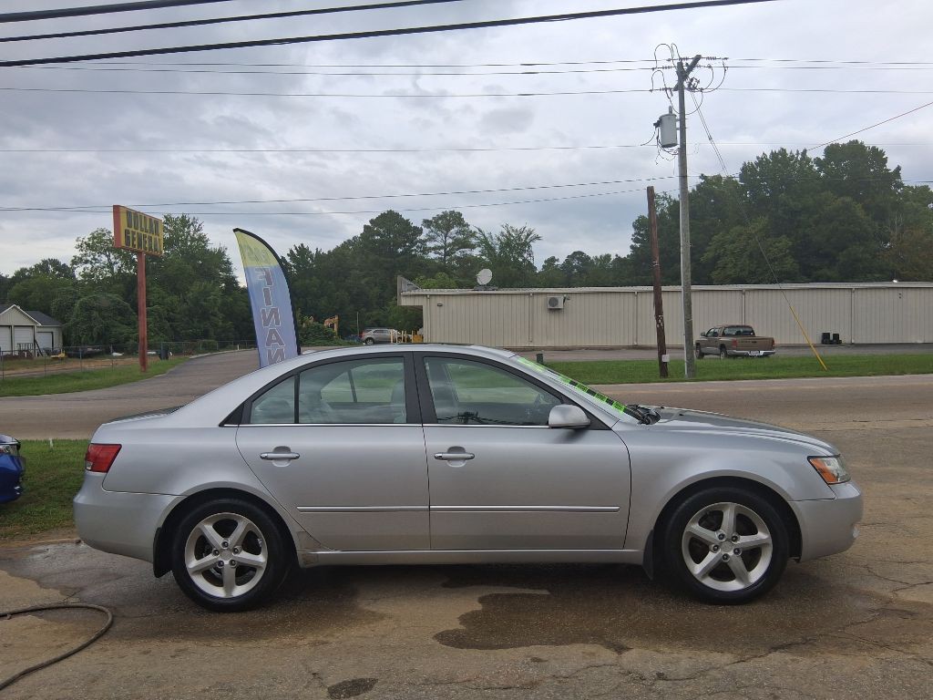 2007 Hyundai Sonata Image 2