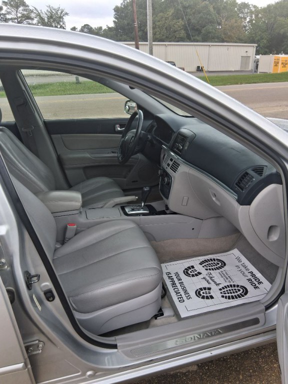 2007 Hyundai Sonata Image 11
