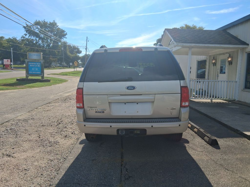 2005 Ford Explorer Image 9