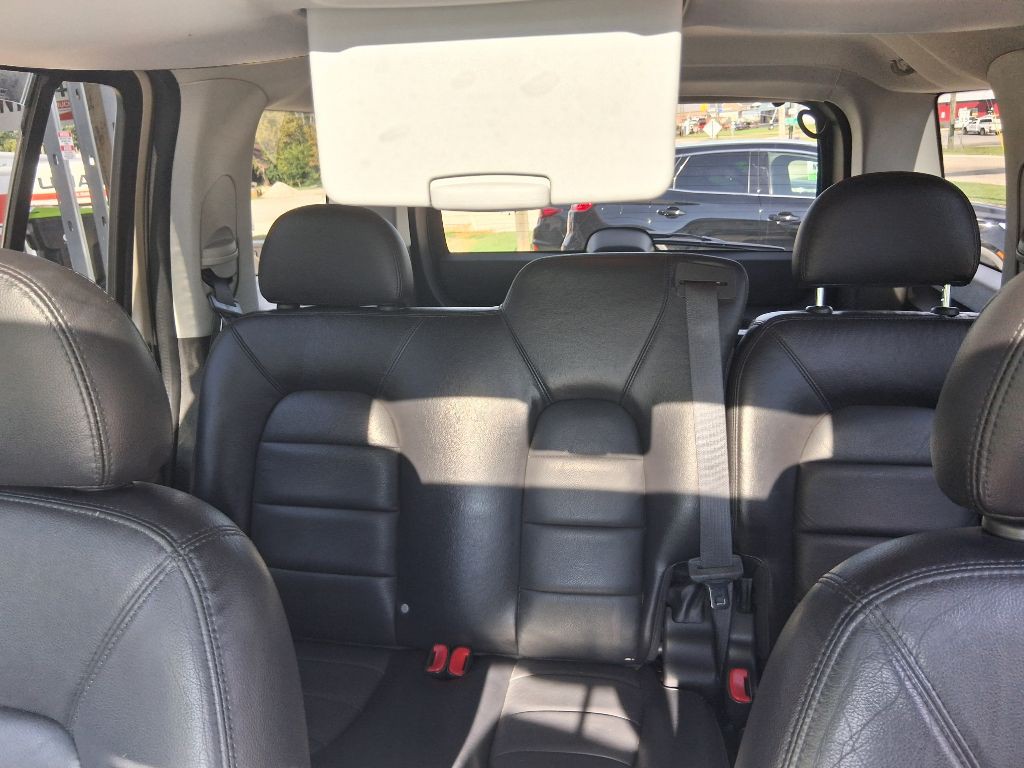 2005 Ford Explorer Image 14
