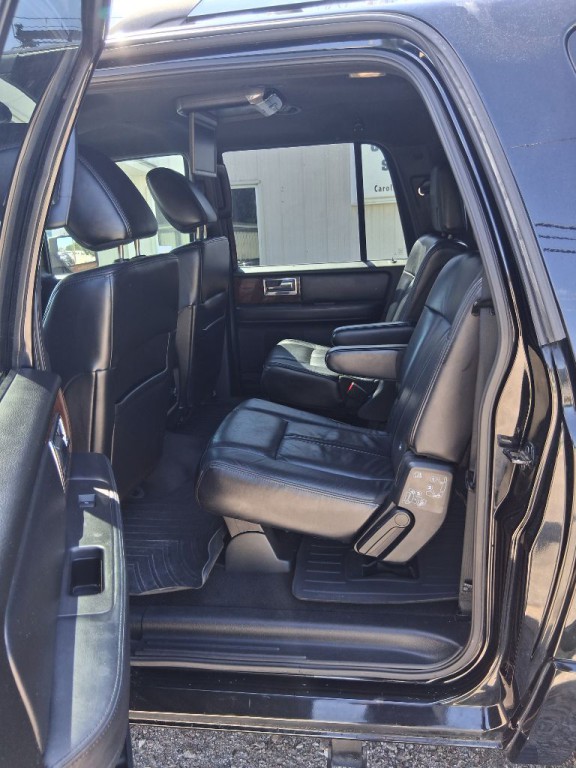 2016 Lincoln Navigator Image 6