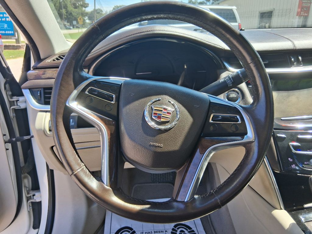 2013 Cadillac XTS Image 7