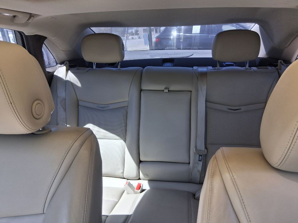 2013 Cadillac XTS Image 9