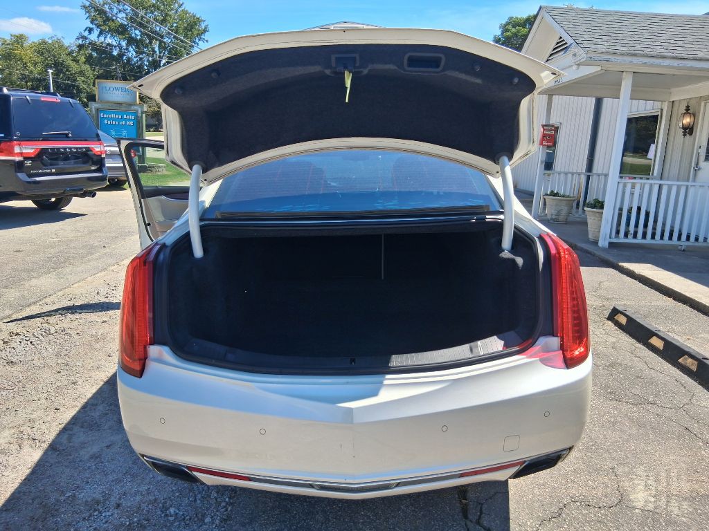 2013 Cadillac XTS Image 17