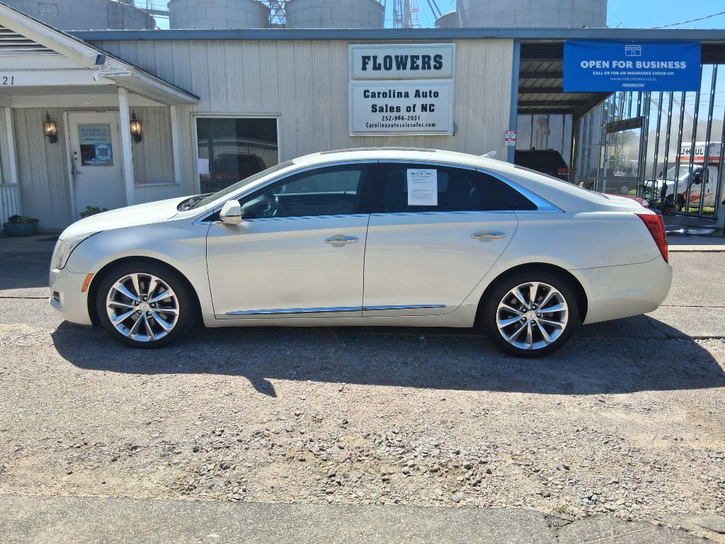 2013 Cadillac XTS Image 2