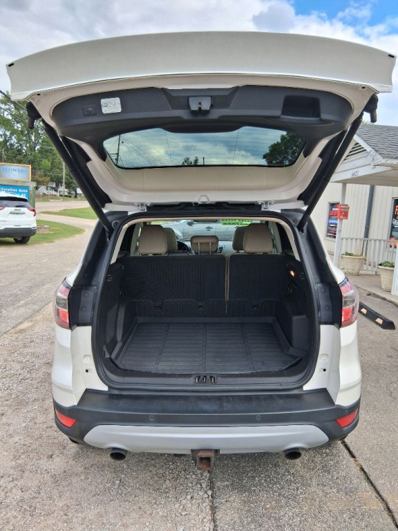 2017 Ford Escape Image 9