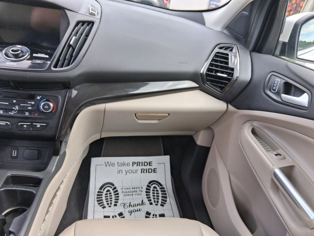 2017 Ford Escape Image 13