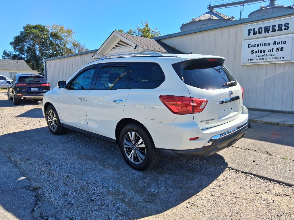 2017 Nissan Pathfinder Image 6