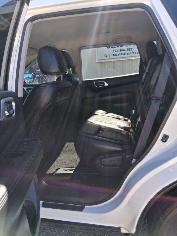 2017 Nissan Pathfinder Image 14