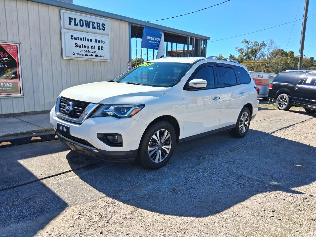 2017 Nissan Pathfinder Image 18